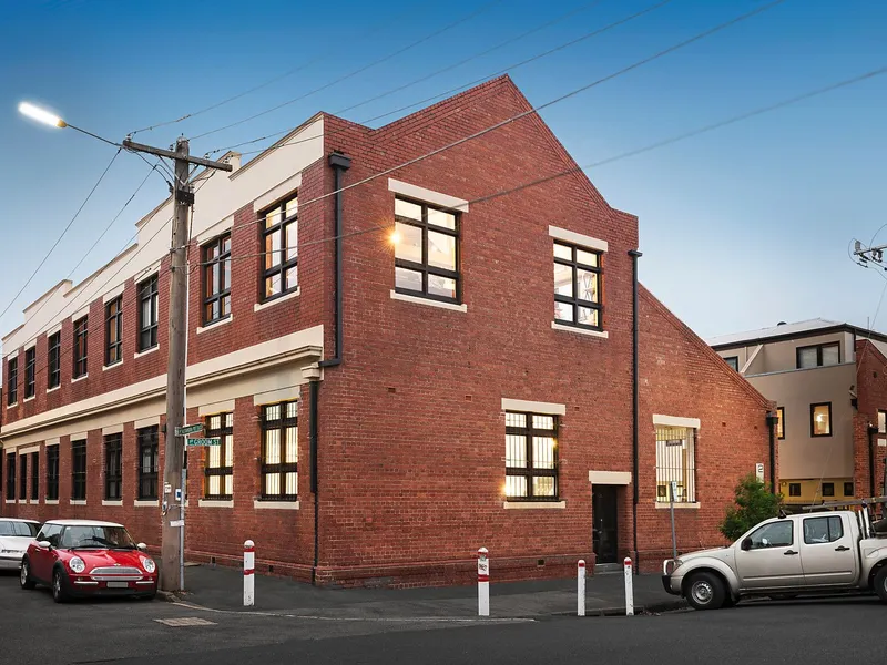 CLIFTON HILL WAREHOUSE