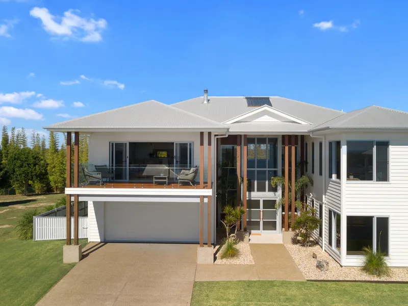 Master-Built Quality Home Overlooking Hervey Bay and Fraser Island