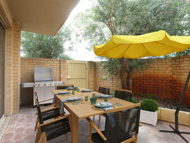 Courtyards and Family sized Apartment