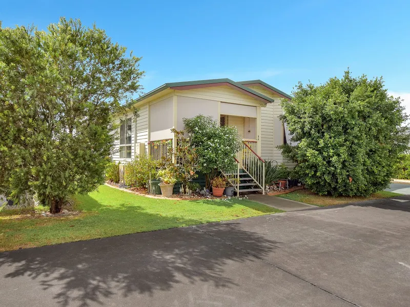 Unique home - 3 bedrooms and 2 bathrooms with open views to the west.