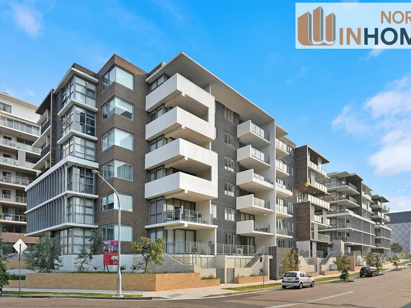 NICE THREE BEDROOM NEAR NEW APARTMENT IN ARNCLIFFE