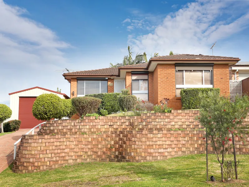 Brick House & Quiet Location