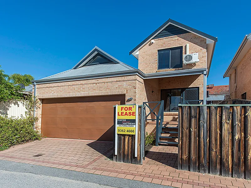 **TO ARRANGE A VIEWING CLICK ON EMAIL/CONTACT AGENT TO REGISTER**