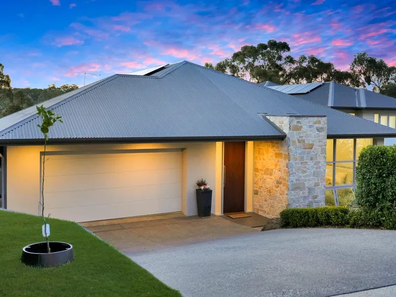 Sweeping Urban Oasis: Stunning Lifestyle Potential