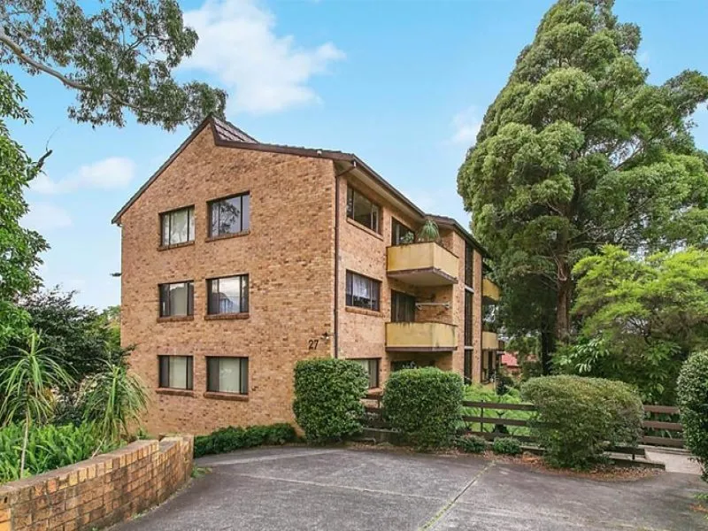 2 Bedroom Unit Close To CBD!