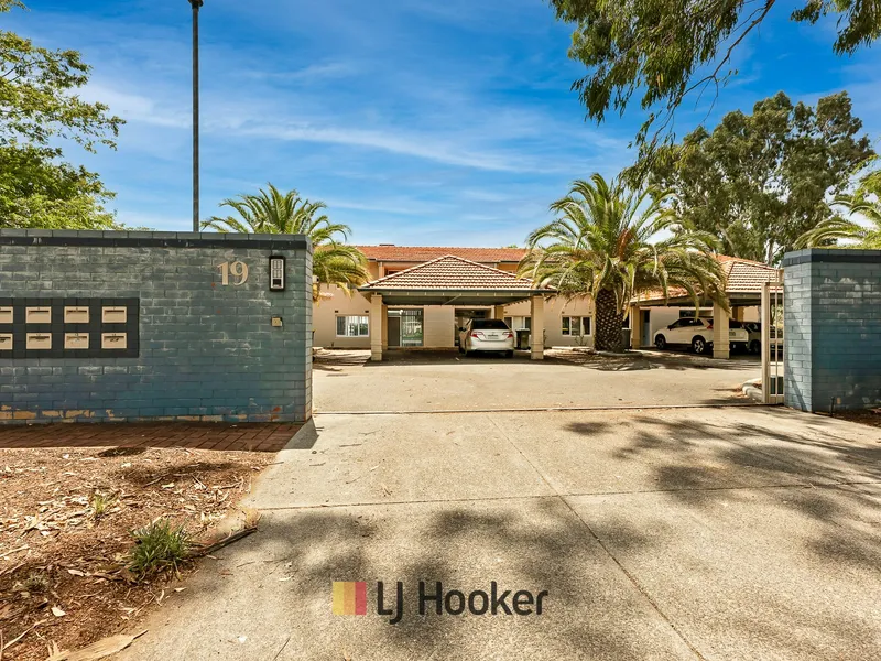 Secure Lifestyle Living  |  3 x 1 Townhouse with 2nd Toilet