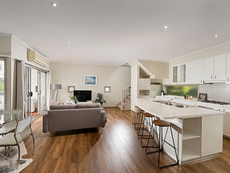 Versatile Style in Preston's Epicentre!