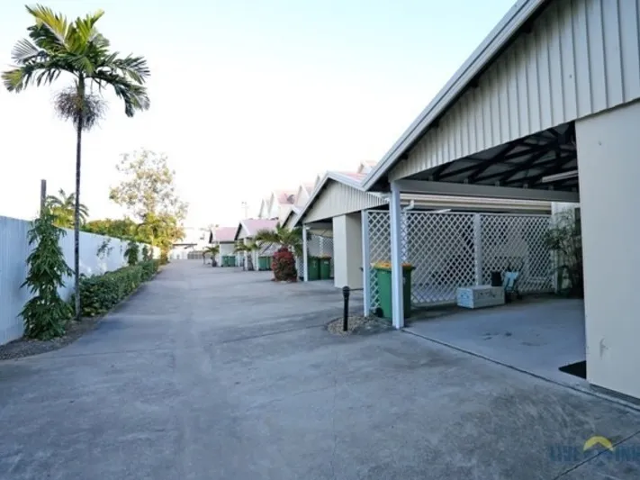 Tidy Townhouse - Close to The Strand and The City