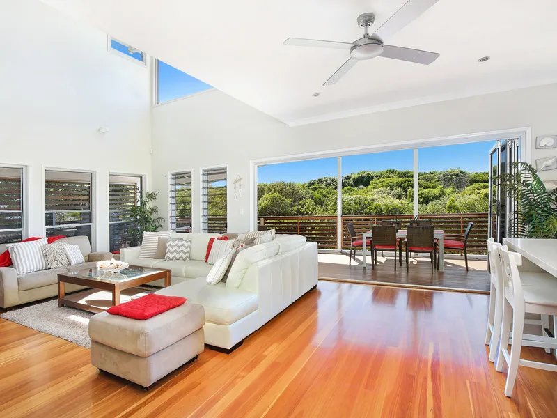 A Sophisticated Seaside Residence.