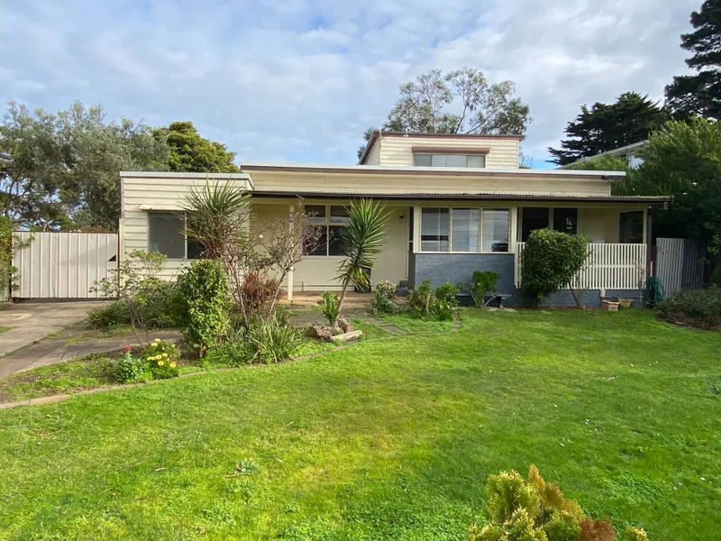 Spacious Family Home in Ventnor