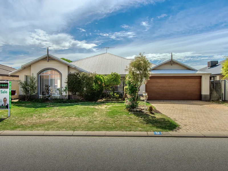 Want A Large Home? In a Lovely Quiet Location? 