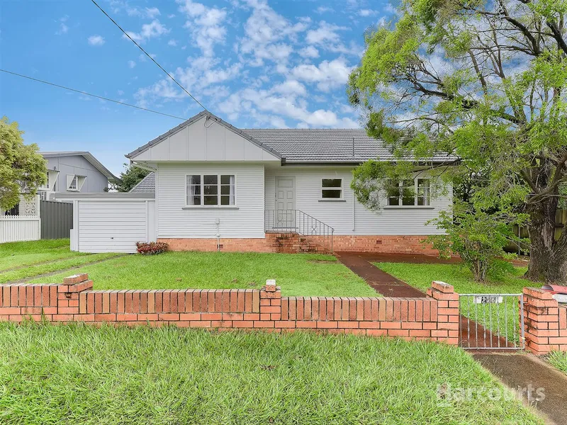 Beautiful Renovator on 809sqm in the heart of Geebung​