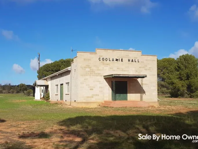 Coolanie Hall
