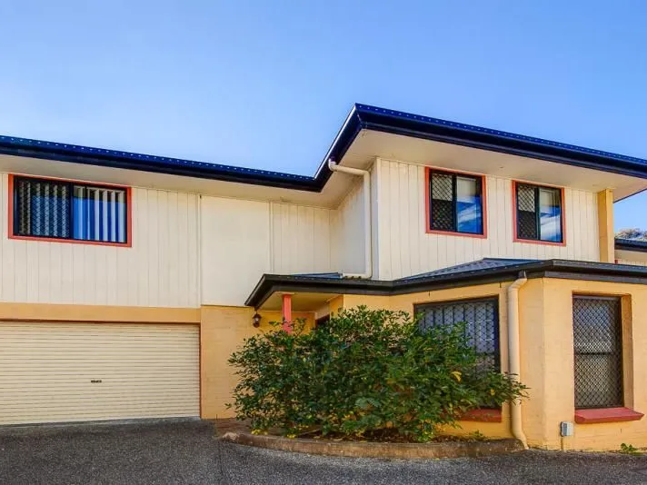 Ideally-located Townhouse in Chermside
