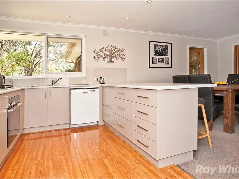 A UNIQUE HOME OF STYLE & PRACTICALITY