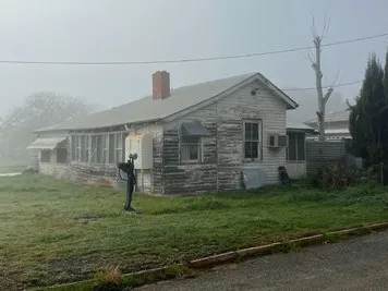 HOME IN MORUNDAH