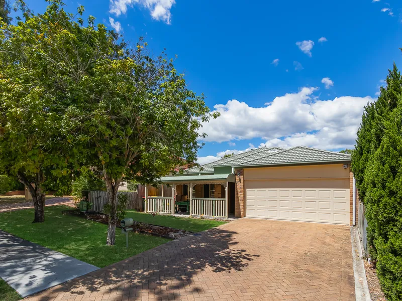 Sensational Family Home in Jetty Walk!