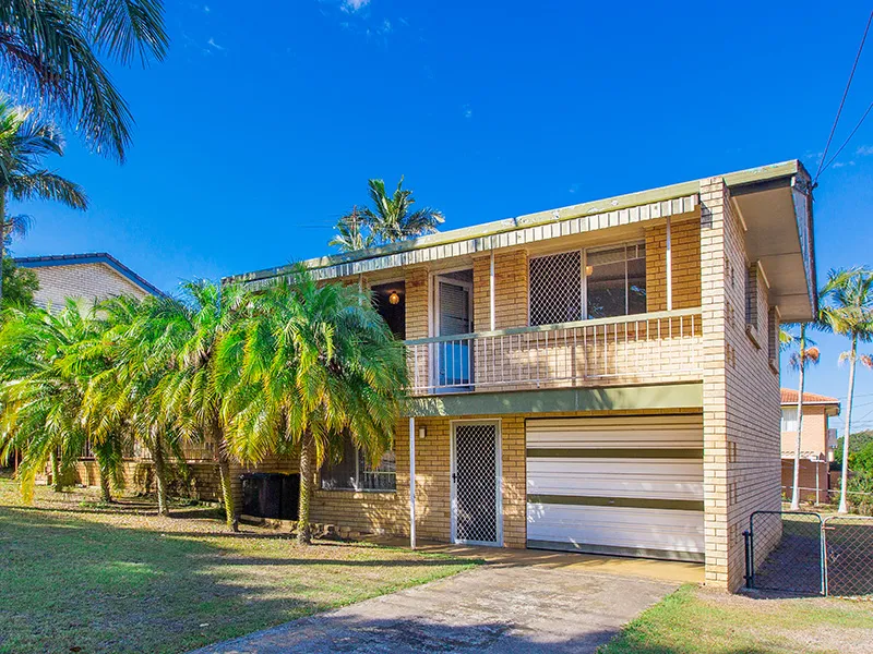Fully Renovated Semi Granny Flat