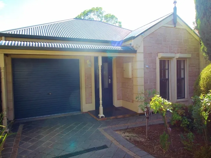 Immaculate 3 bedroom home. Excellent location. Generous living areas. 