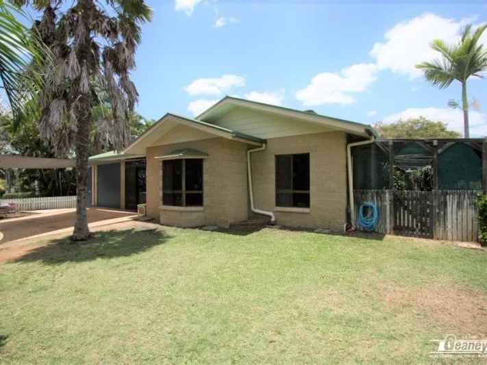 GREAT VALUE FAMILY HOME WITH SOLAR POWER