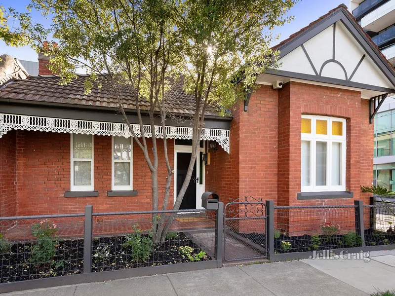 Superb location, single level style