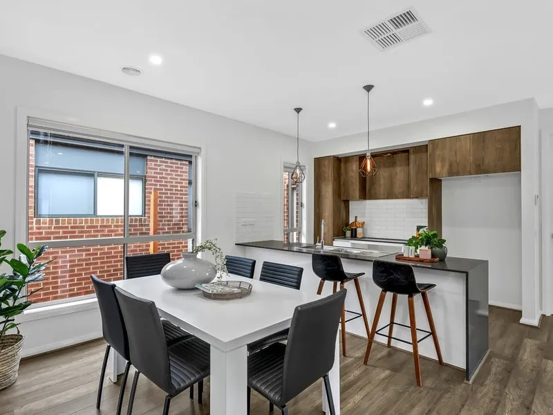 GREAT FAMILY HOME IN LYNDARUM ESTATE