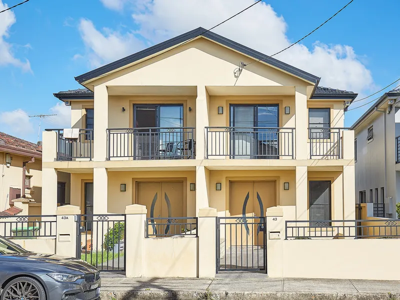 GREAT LOCATION ONLY MINUTES WALK TO ALL LOCAL FACILITIES 