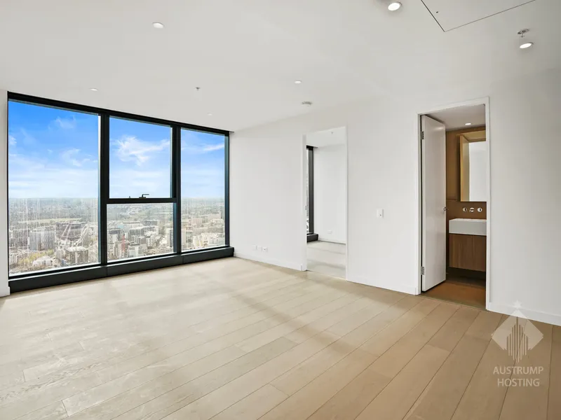 Two-Bathroom Apartment @Queens Place