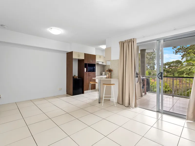 INVESTORS BE QUICK - RENTED AT $450 PER WEEK - CENTRAL LOCATION