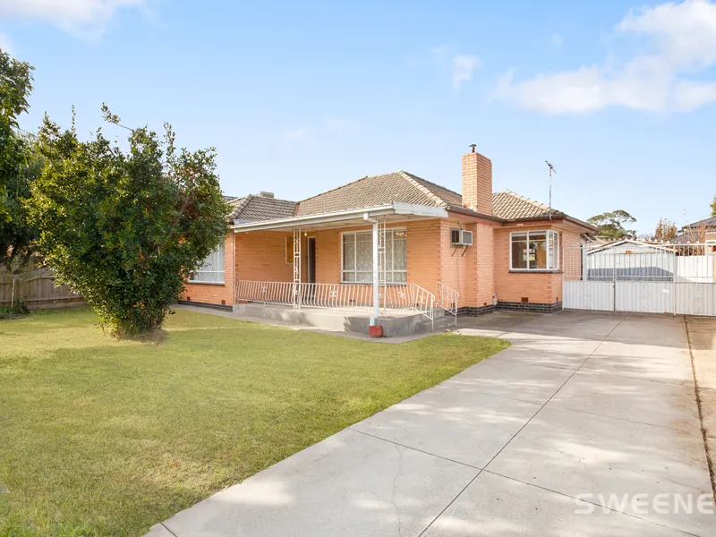Ideal Development or Home Opportunity with 17.1 metre (approx frontage).