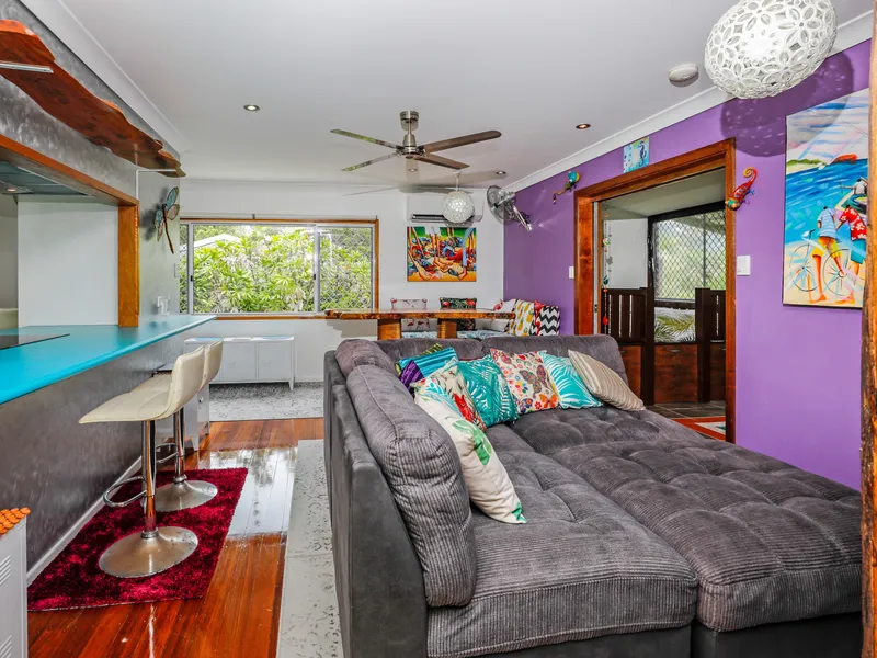 Quirky & Colourful and Character Filled Queenslander