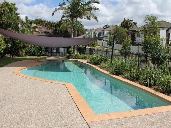 Three bedroom large townhouse for rent. Must See