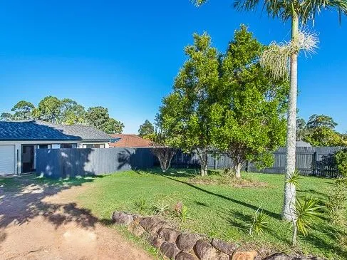 Cosy unit in a great location!