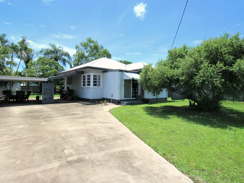 Currajong Cottage, Big Block and Great Location