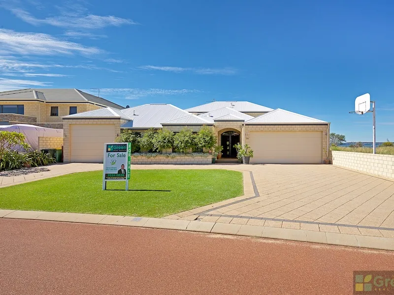 Opulent Home with Commanding Estuary Views - Call Darren 0427 989 454