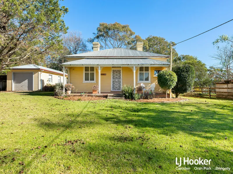 NEAT AND TIDY HOME IN QUIET LOCATION