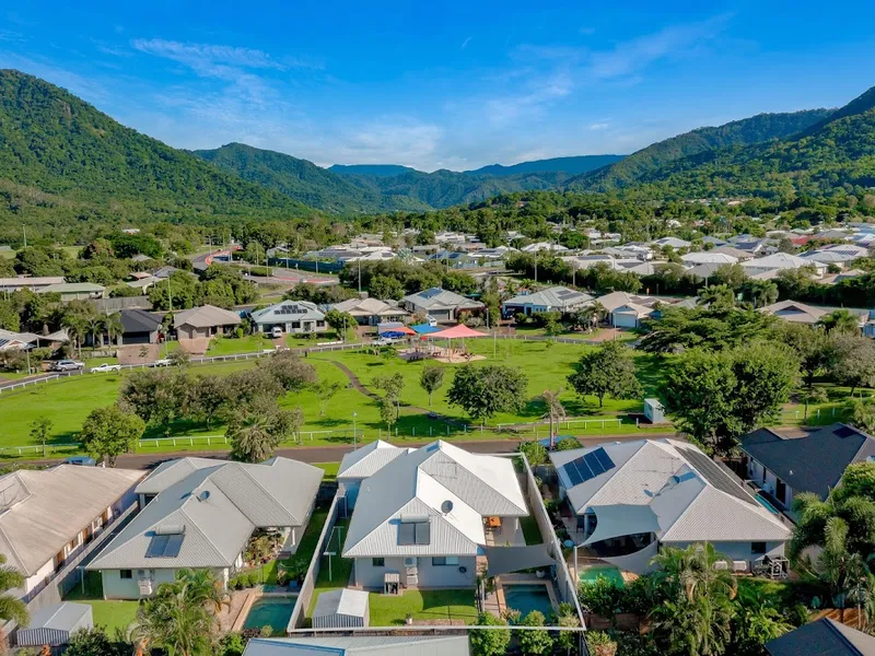 INSPECT: Saturday 15 April, 2023 @ 2:00 pm - 2:45 pm