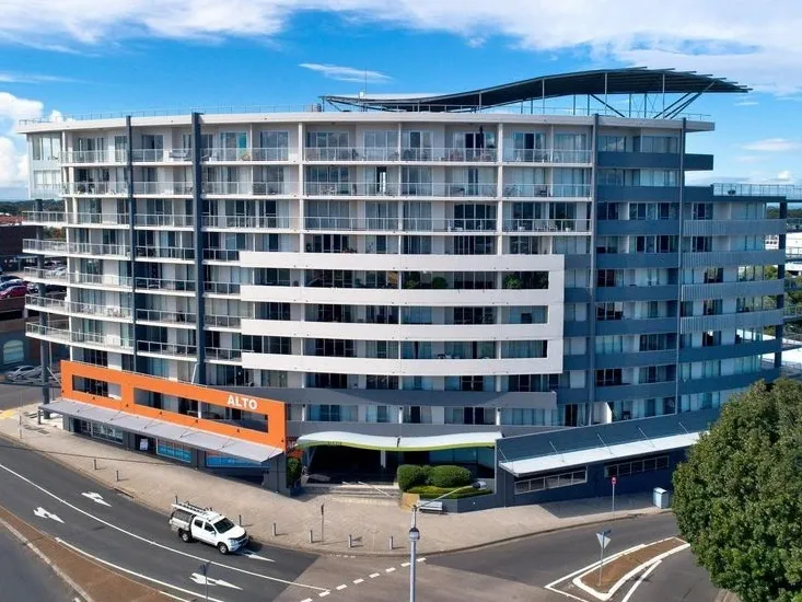 Large Modern Apartment with Panoramic Views