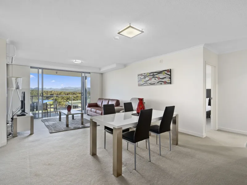 Golf Course Living With Water Views