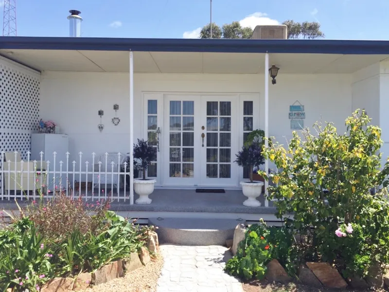 Swipe Right & Fall In Love With Your New Home