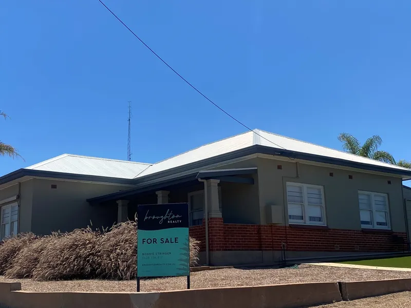 Unrestricted Sea Views