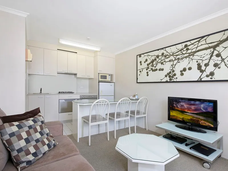 Fully Furnished Apartment with Parking....