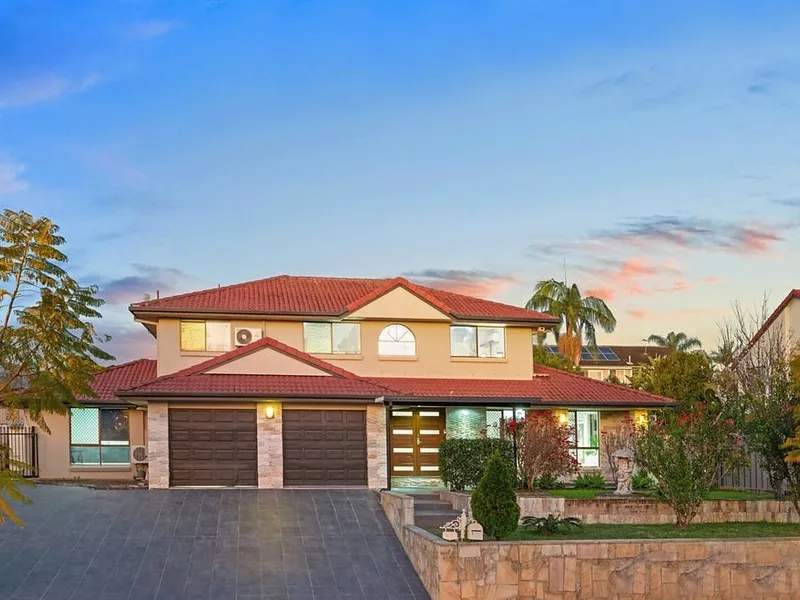 Luxurious Family Home for Rent in Stretton