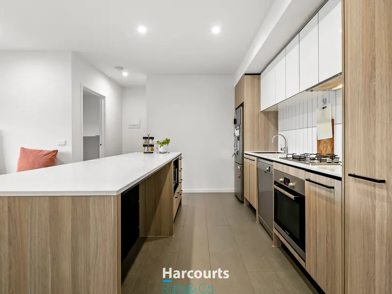 Convenient, Contemporary & Low-maintenance