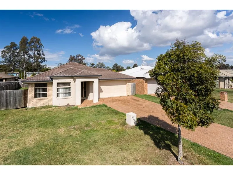 Modern Low Set Home!