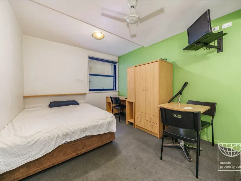 Fantastic Studio Apartment on Flinders!