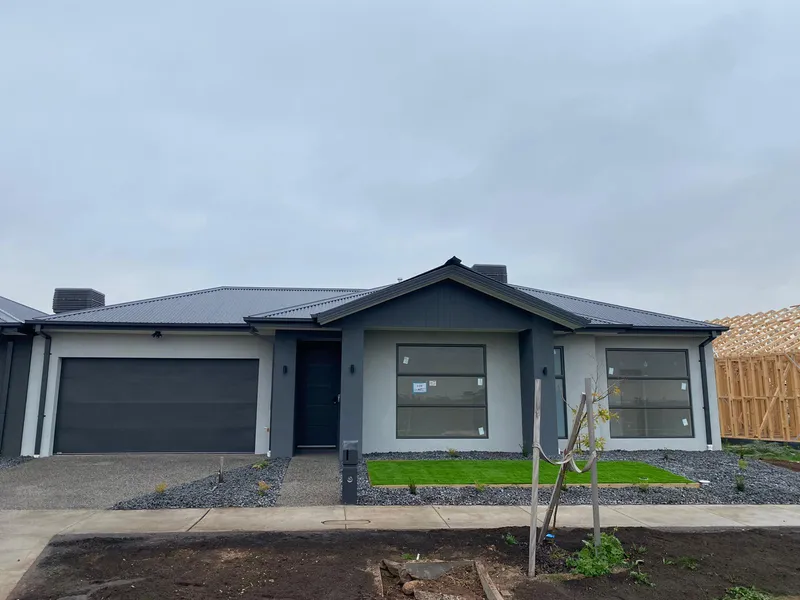 Location Location Location - Sinclair Heights !!