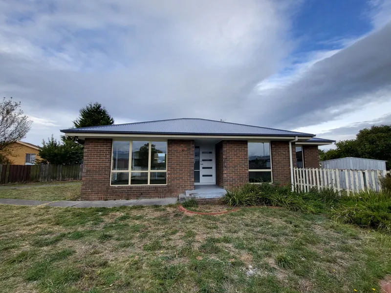 Brand New 4 Bedroom Family Home