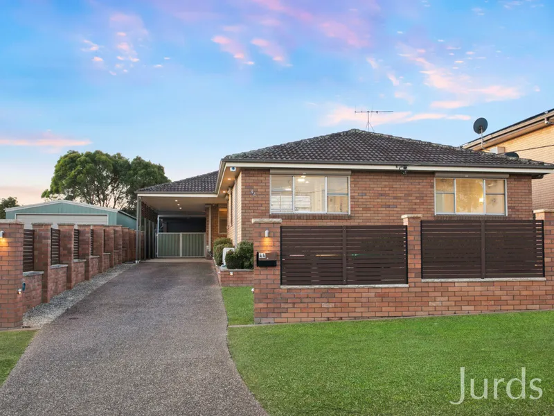 Four Beds Family Stunner with Pool
