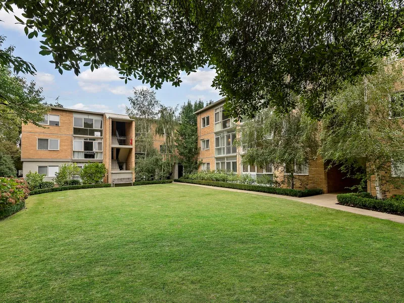 A Light-filled Armadale Sanctuary